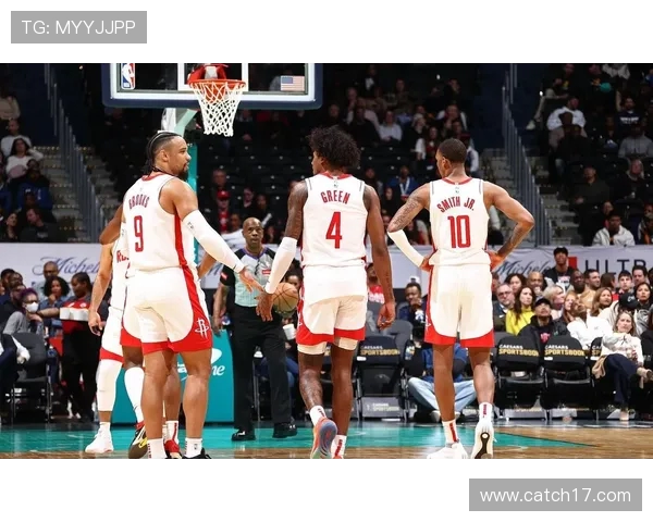 火箭队与马刺队精彩篮球对决录像集锦