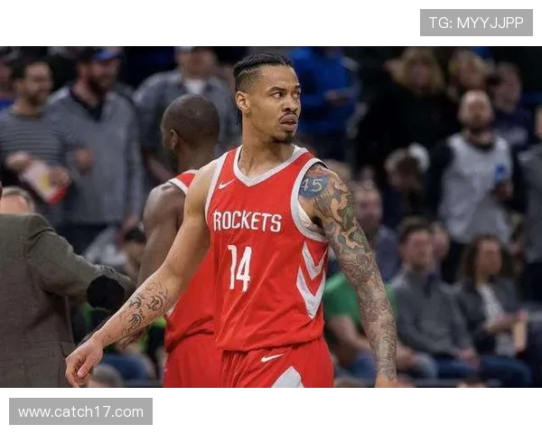 火箭队球员罗伯特·卡文顿的个人数据和表现